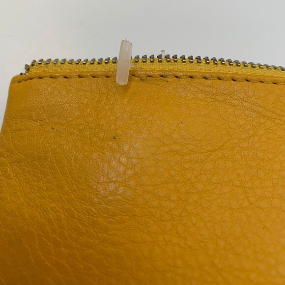 El Cortes Ingles Yellow Leather Wristlet - Picture 4 of 5